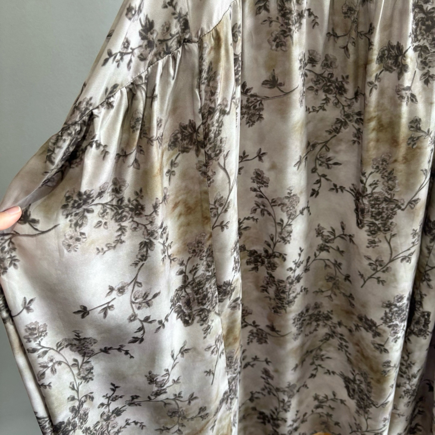 2025 Osmanthus lace up big skirt Fashion Week Show Customized Fashion Tailored clothing womens Fashion Paris.M362