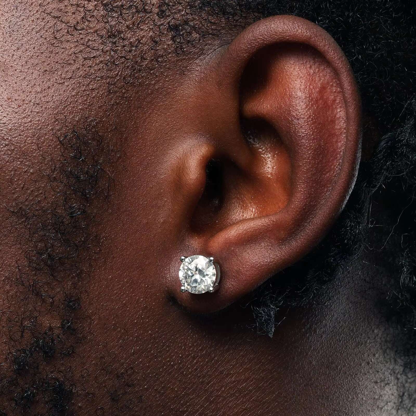 S925 Sterling Silver 5mm 6.5mm 7.5mm 8mm Moissanite Four Claws Stud Earrings Vintage Fashionable Unisex Earrings