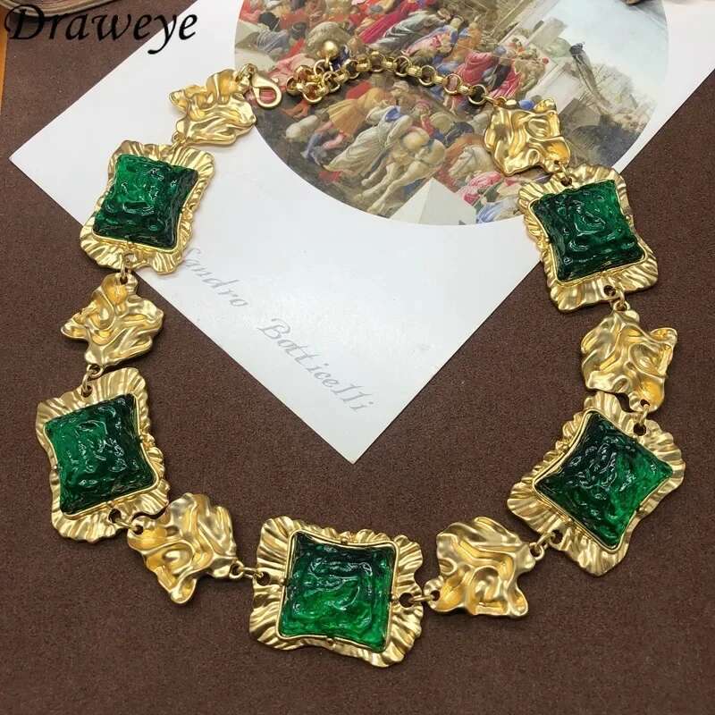 Draweye Irregular Necklace For Women Green Geometric Medieval Palace Style Jewelry Elegant Banquet Collares Para Mujer