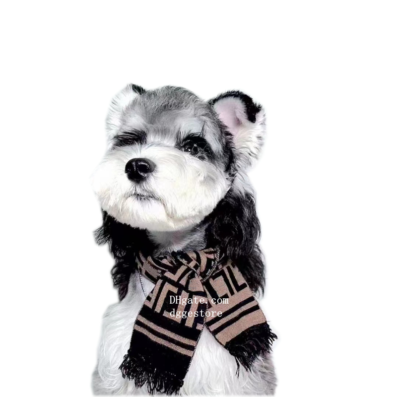 free shipping Designer Clothes Dog Apparel Dogs Knitted Scarf with ic Letters Pattern Warm Bandana Winter Holiday Pet Accessories Cat Scarves for Smal