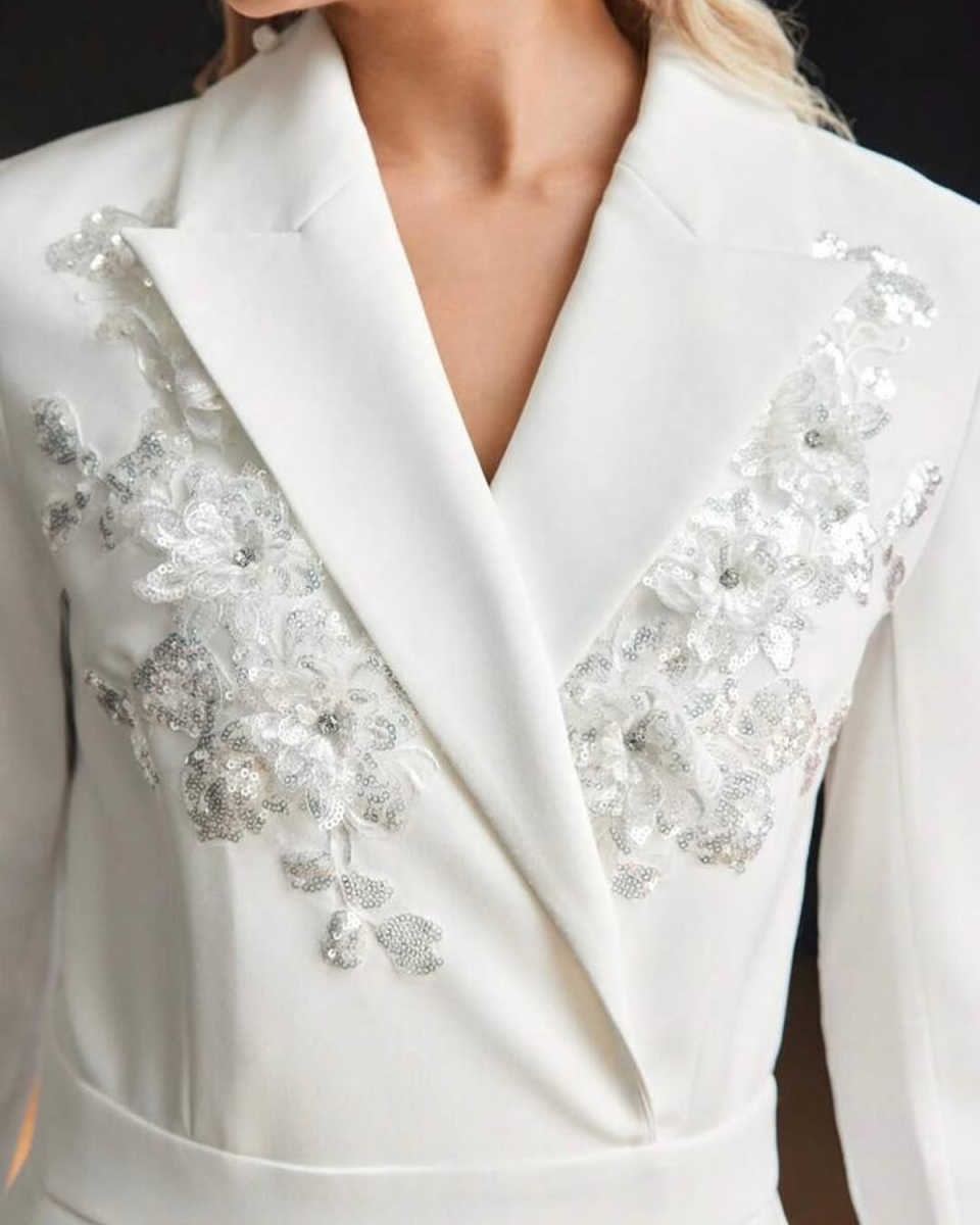 Wedding Women Pants Suits 2 Pieces Appliques V Neck Ladies Wear Blazer Prom Birthday Party Customized Jacket Sets