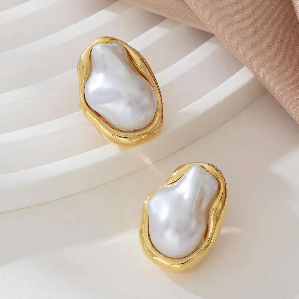 Exquisite Irregular Baroque Pearl Stud For Women Girls Vintage Gold Color Metal Edged Earrings Jewelry Accessories
