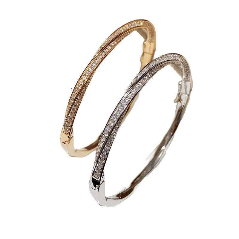 Micro Inlaid Zircon Twisted Pattern Dia Geometric Curve Wrapped Weaving Light Design Sense Gift Bracelet For Women