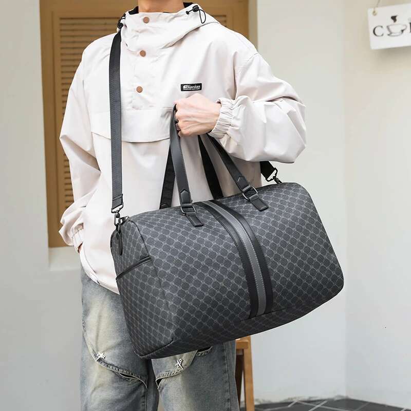 Designer Vintage Totes for Men Fiess Suitcases Handbags Hand Lage Brand Travel Duffle Bags