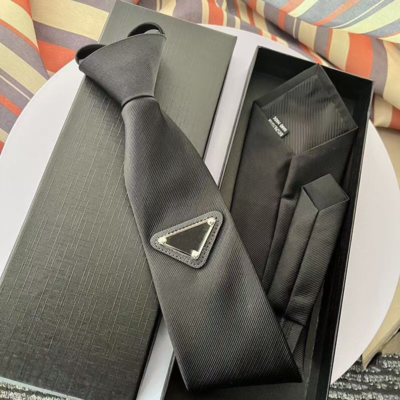 Elegant Woven Necktie for Men Classic Jquard Style Handmade Silk Blend for Wedding Business and Casual Wear L2509269793