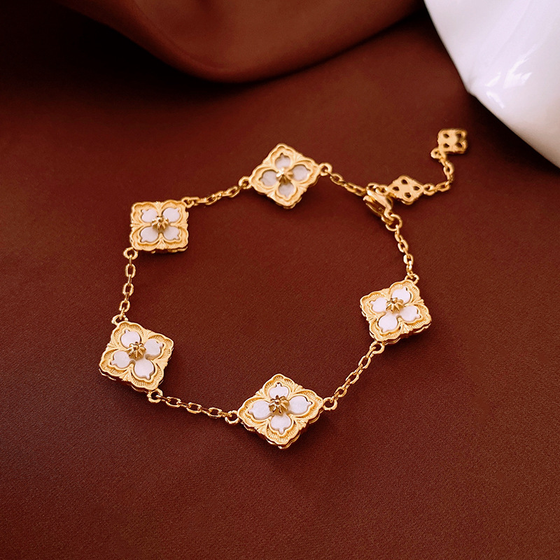 14K Real Gold Plated Rhombus Flower Light Luxury High-end Feel Bracelet Daily Commute Versatile Elegant Jewelry for Women - view 3