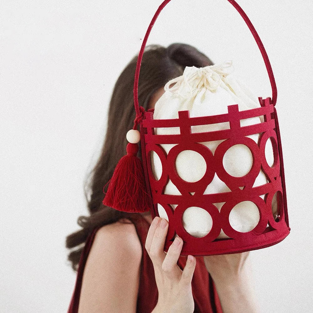 Candy bag Chinese style hollow wedding felt handbag birthday party decoration 250427
