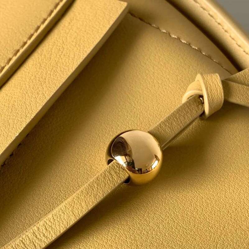 Women Versatile Satchel Brand Genuine Leather Fashion Tote Handbag Large Capacity Casual Female Daily Dating Bag
