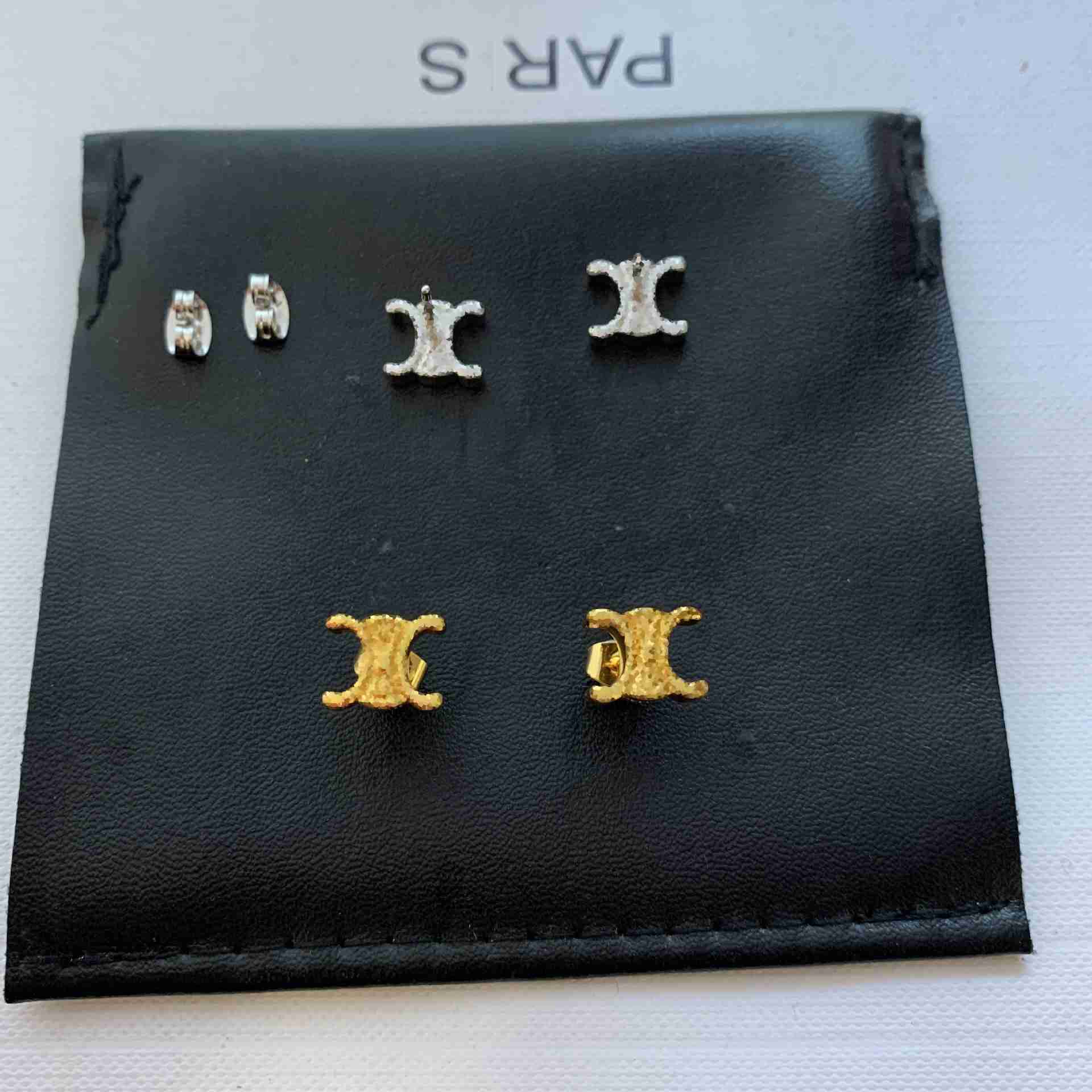 Gold Stud Designer Earrings For Women l Jewellery Fashion Stud For Girls celinesi cel celines With Original Box