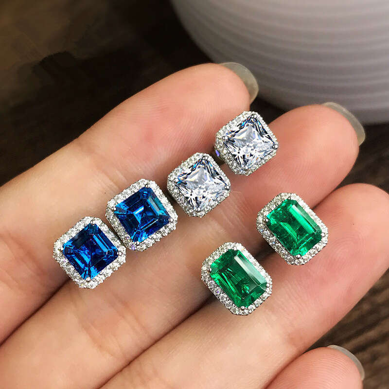 Cao Shi's Exquisite Square Women's With Full Dia And Green Zircon Earstuds Jewelry