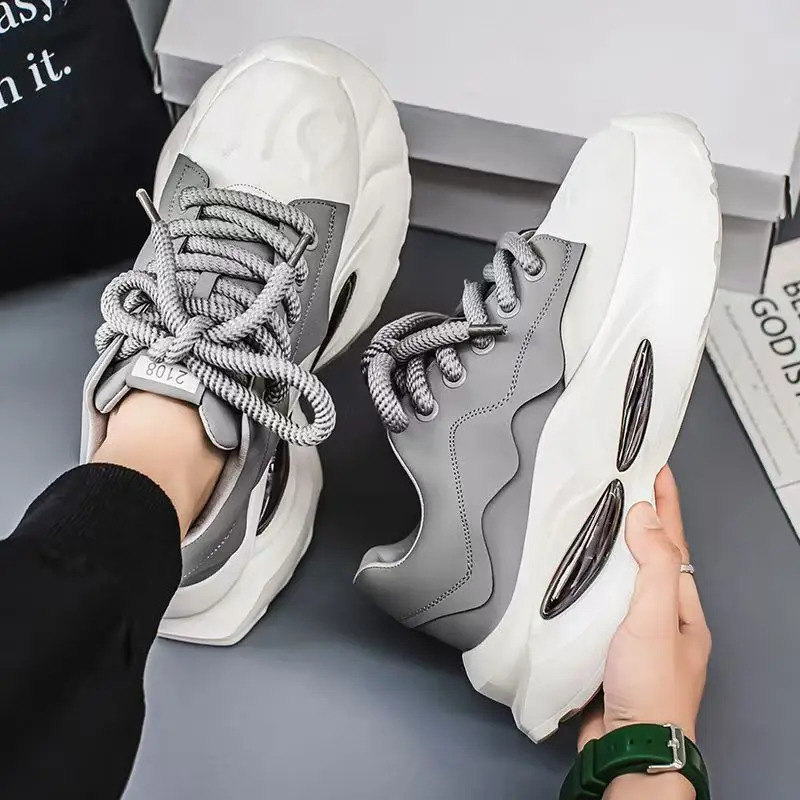 Chunky Sneakers Men er Soft Sole Sport Shoes Fashion Casual Microfiber Leather Upper Height Increased Platform White Shoes 251129CJ