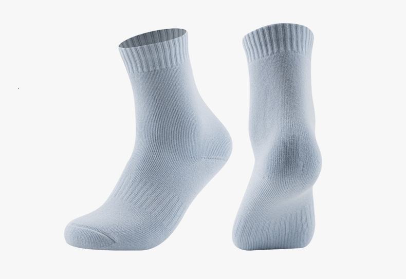 Autumn winter Merino wool mid tube skiing sports thick hiking socks, towel bottom, sweat absorbing and breathable socks