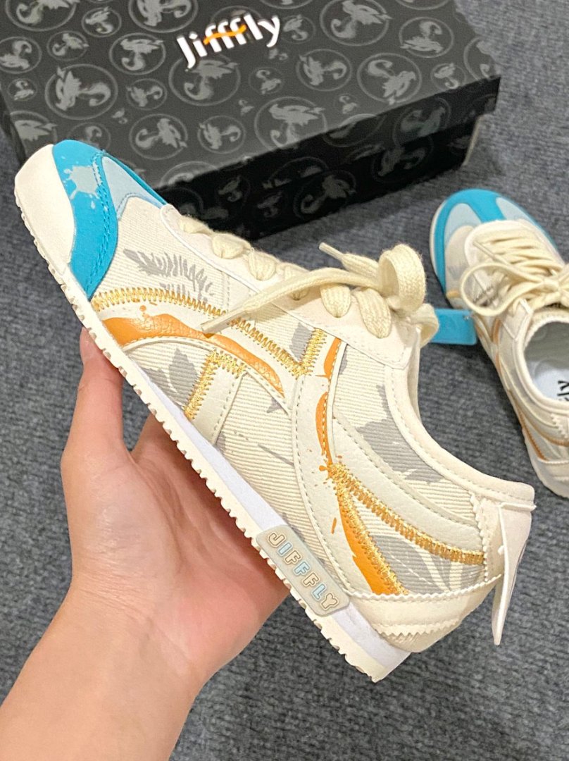 2026 Luxury Designer Women Flat Shoes Fashion Retro Sneaker Ladies Comfort Soft Sole Flat Running Shoes 36-44 Man Footwear