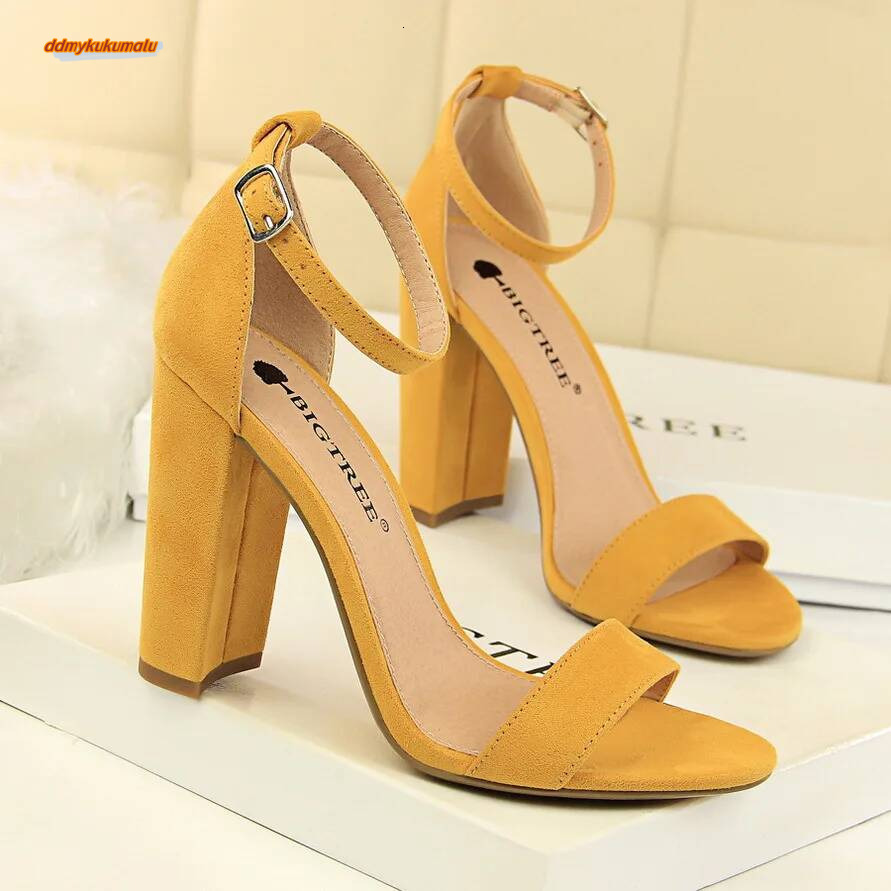 Summer Women 9.5cm High Sandals Yellow Nude Purple Gladiator Square Block Heels Pumps Chunky Platform Bridal Grace 0509-1 ddmykukumalu