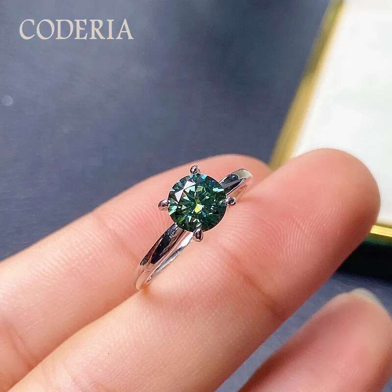 Classic 4 Claws 1 Carat Green Moissanite Ring 925 Sterling Silver Lab Diamond Gemstone Rings Valentines Day Jewelry Gift