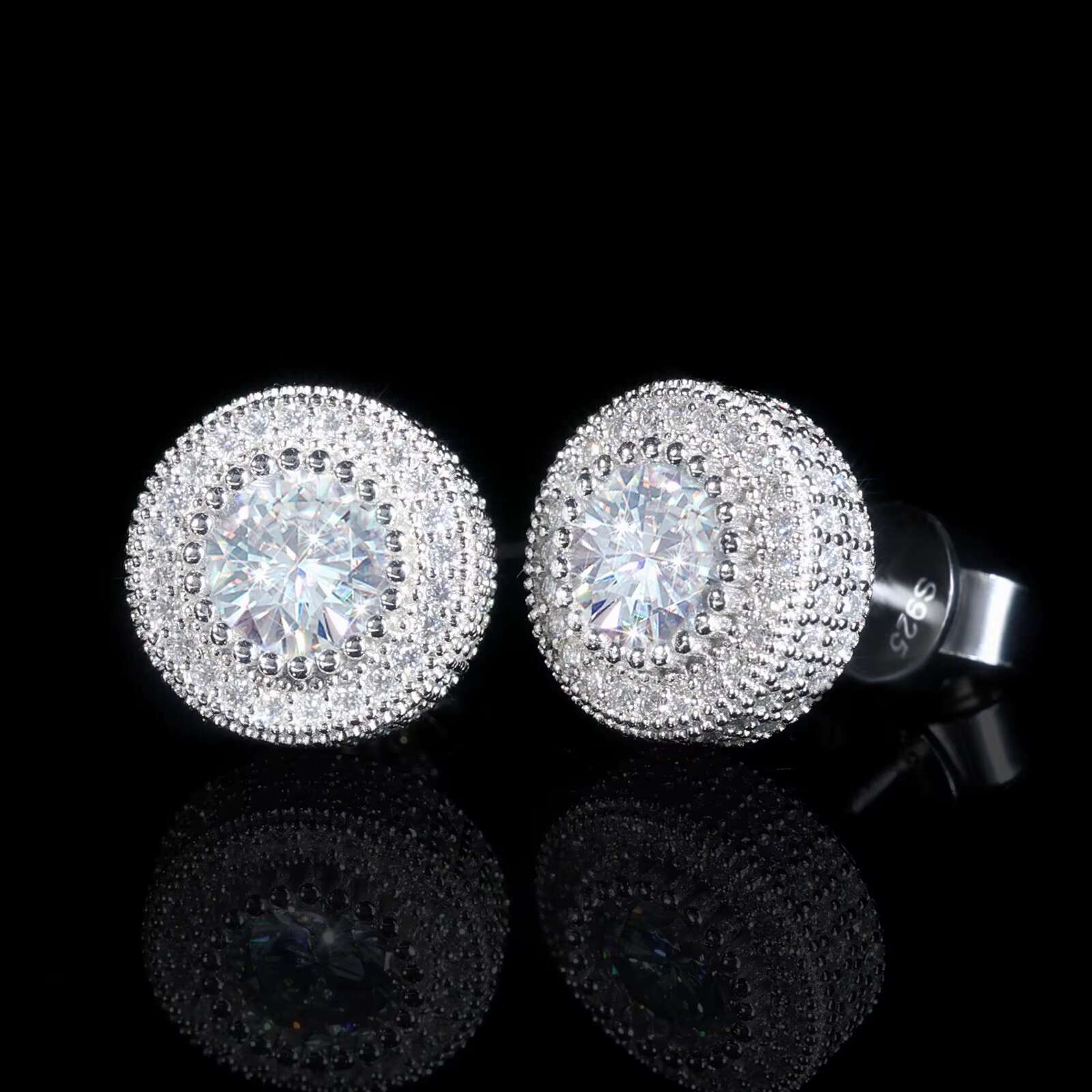 Wholesale Stylish 6.5MM VVS Moissanite Diamond Stud Earrings High Quality Sterling Silver Gold Plating Custom Look Party Gift