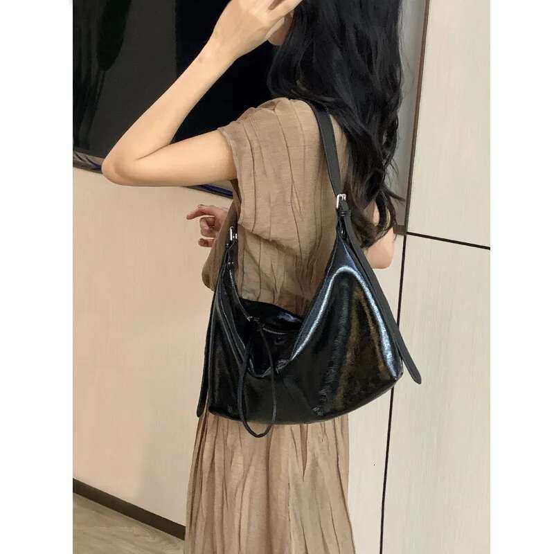 Simple and capacity top layer cowhide handbag women new texture single shoulder tote large diagonal Satchel bag