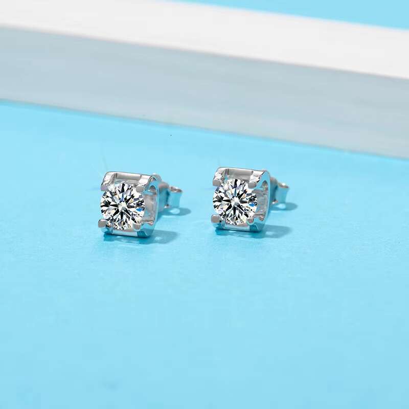 0.5CT Moissanite Earring Studs Designs New 18K White Gold Plated Moissanite Diamond Earrings