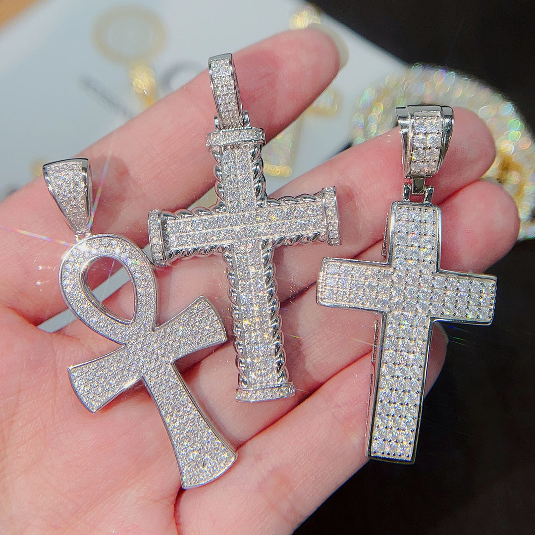 Super Cheap Moissanite Cross Pendant Fashion Ready to Ship Iced Out Pendant VVS Moissanite 925 Sterling Silver Pendant Charms