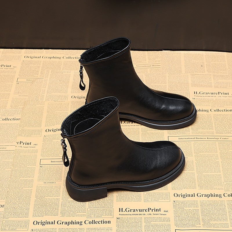 Designer shoes Autumn and Winter New Womens British Style Chelsea Soft Bottom Soft Leather Martin Boots Brown Plush Fashion Boots