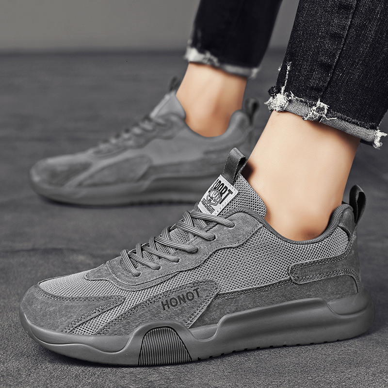 2025 New Skateboard Shoes Men Fashion Breathable Mesh Soft Sole Designer Shoes Sport Casual Shoes