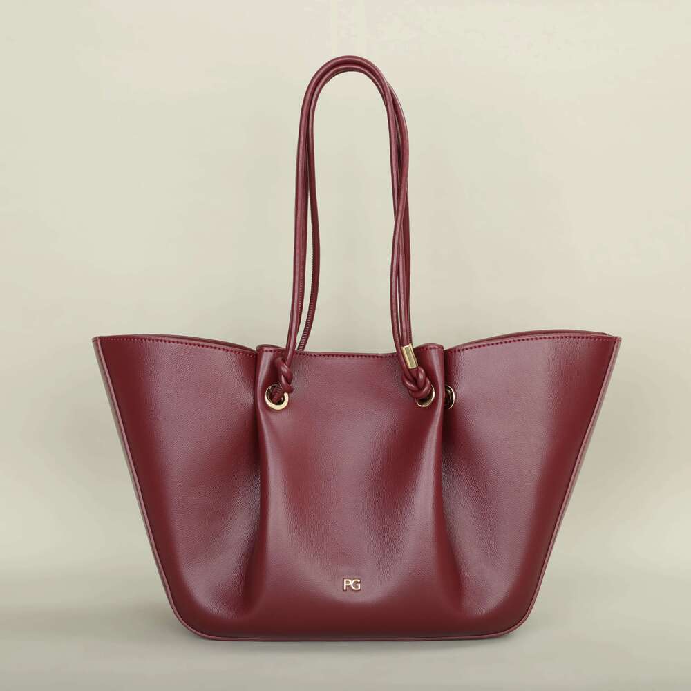 Large-Capacity Light Fashion Atmosphere Women's Shoulder Bag