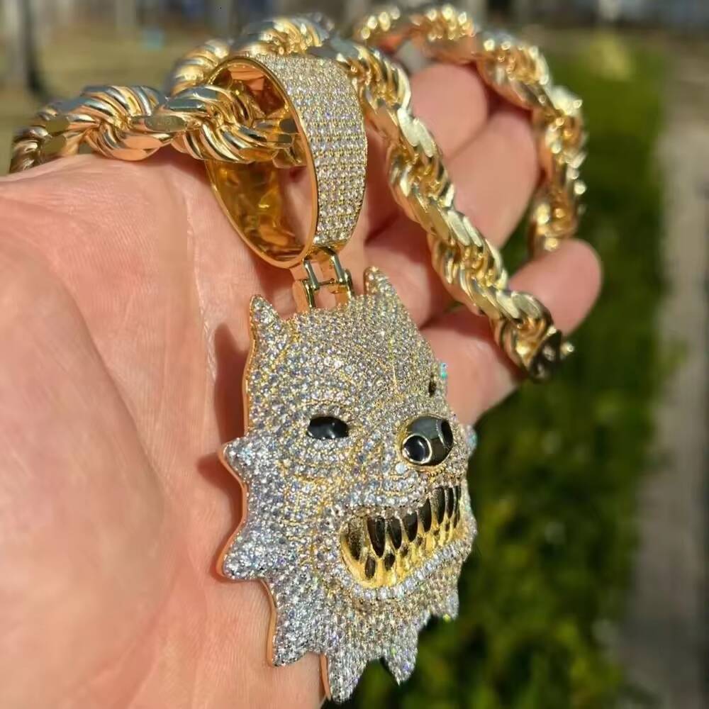 Iced Out VVS D Color Moissanite Diamond 18K Gold Plated 925 Sterling Silver Angry Pitbull Dog Pendant Necklace Men