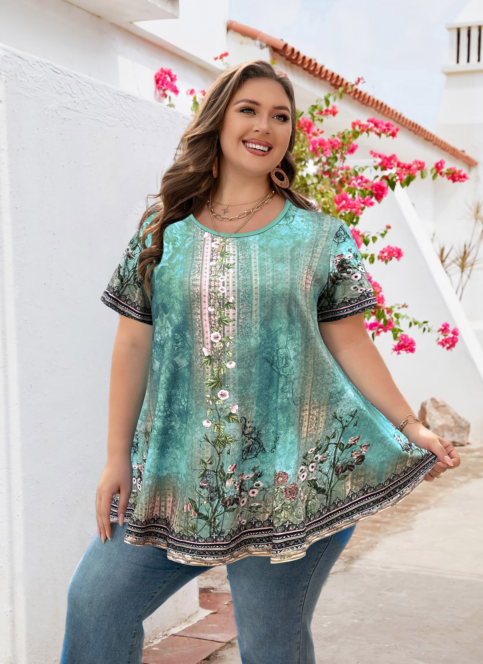 Tunic Tops for Women Plus Size Short Sleeve Crew Neck Swing Flare Loose T-Shirt Blouses to Wear with Leggings Green Floral Tunics Tops