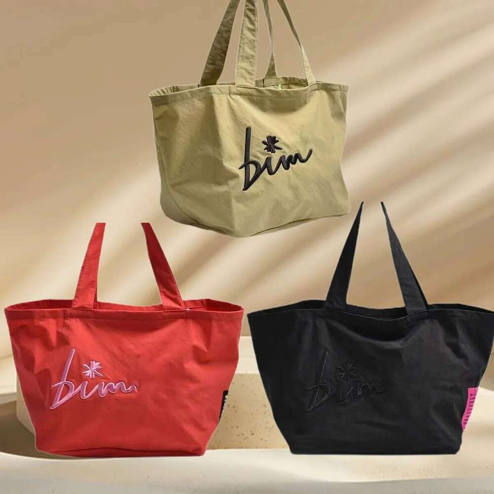 2025 Worldwide Craze Bim ba Handbags Are Surging, Combining Fashion and Practicality