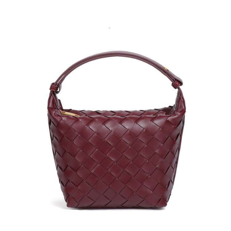 New Compilation Fashionable Bucket Trendy Versatile Handheld Lunch Box Casual Single Shoulder Women's Bag
