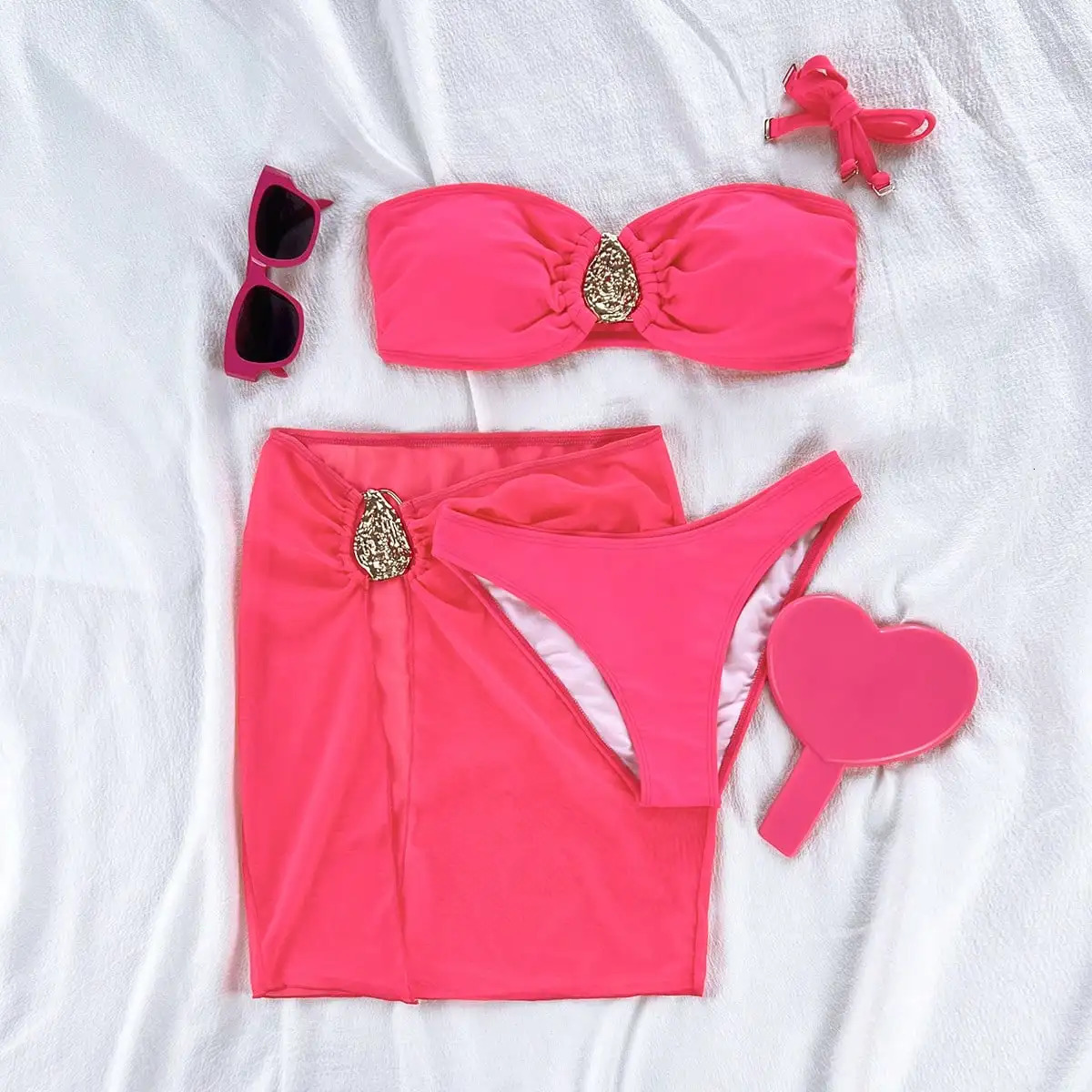 Bikini n split halterneck set summer swimsuit is comfortable for a surf holiday three-piece set 250428
