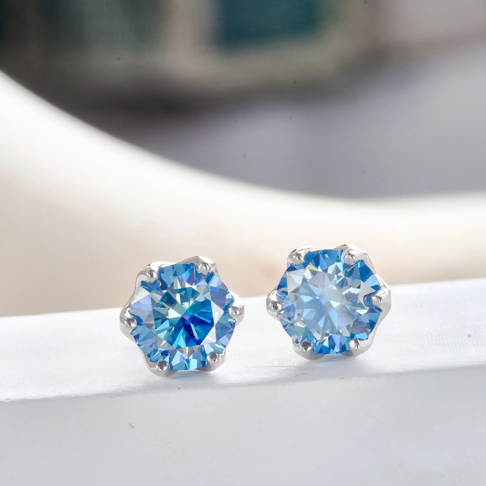 0.5/1/2 carat pink royalblue color women stub earring S925 Sterling silver female Wedding Ear Jewelry dating Gifts 250420
