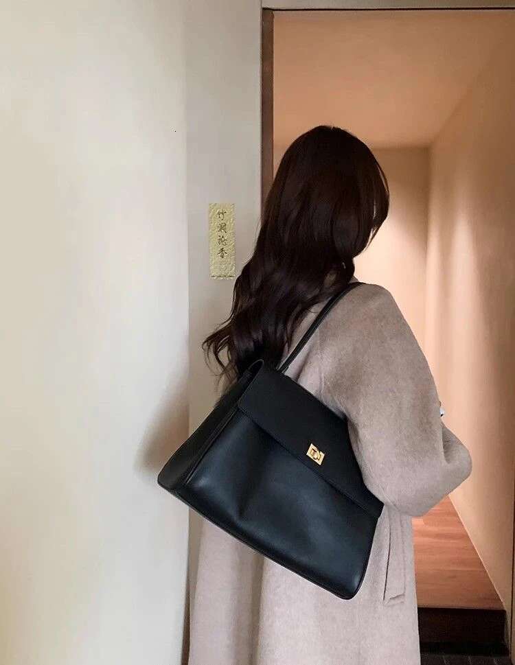 Cowhide designer New Retro tote bag Shoulder Cross Casual Commuter Kelly Women's ita high end Bag new in y2k Female
