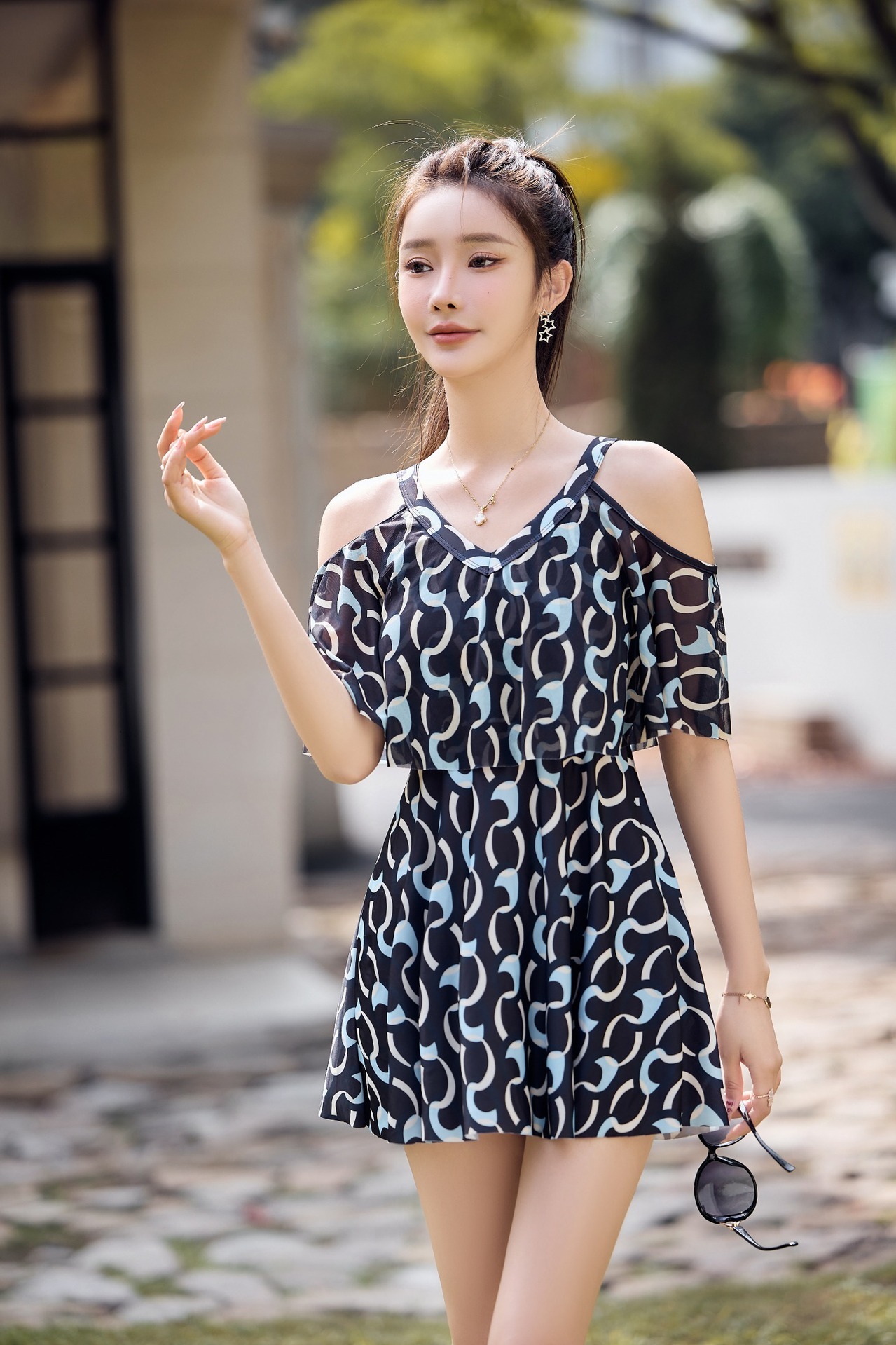 New one-piece Instagram style pure desire for women, high-end feeling, women's hot spring specific swimming suit, skirt swimsuit