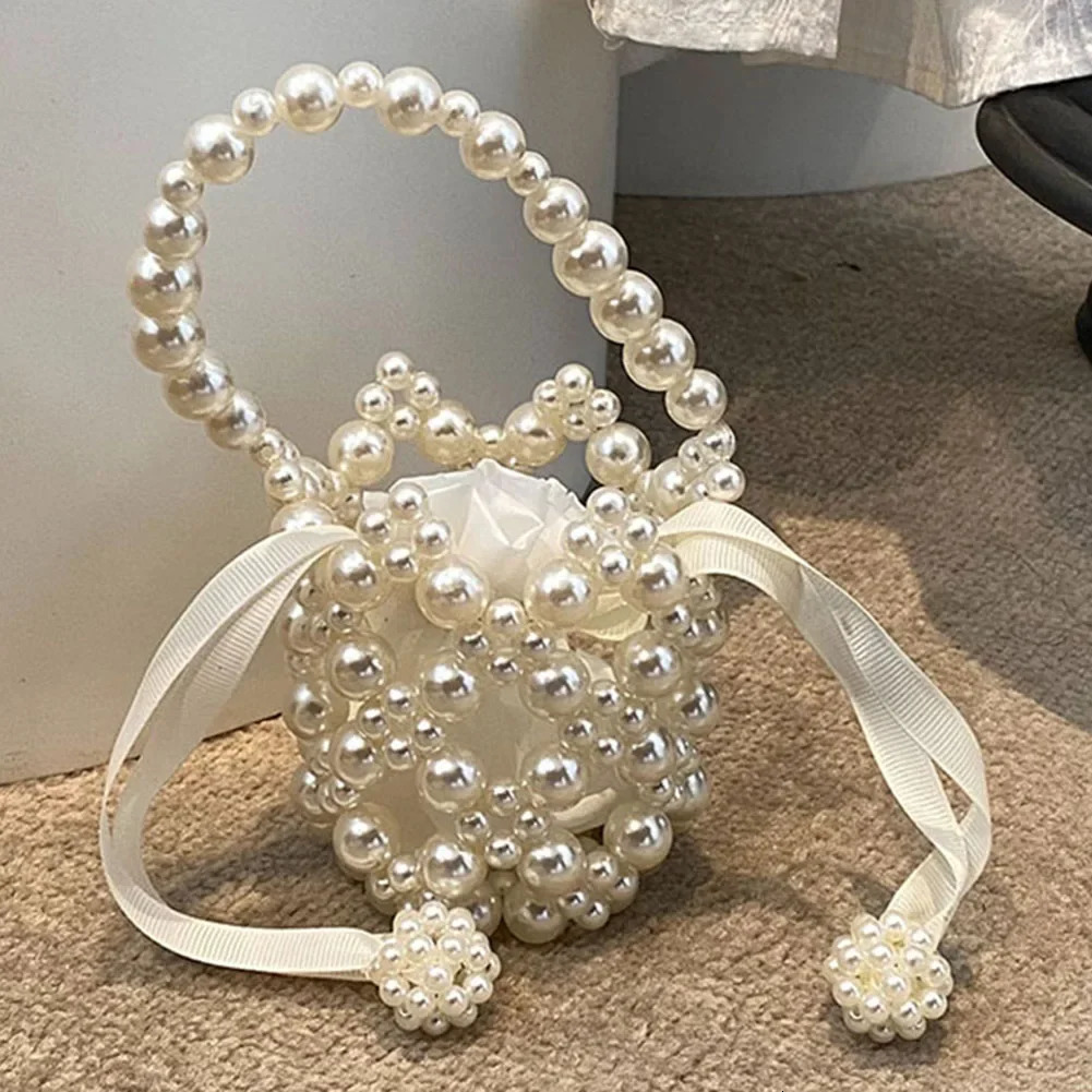 Pearl handle elegant party wallet fashionable mini messenger bag casual bracelet cute holiday gift shopping party dinner 250427