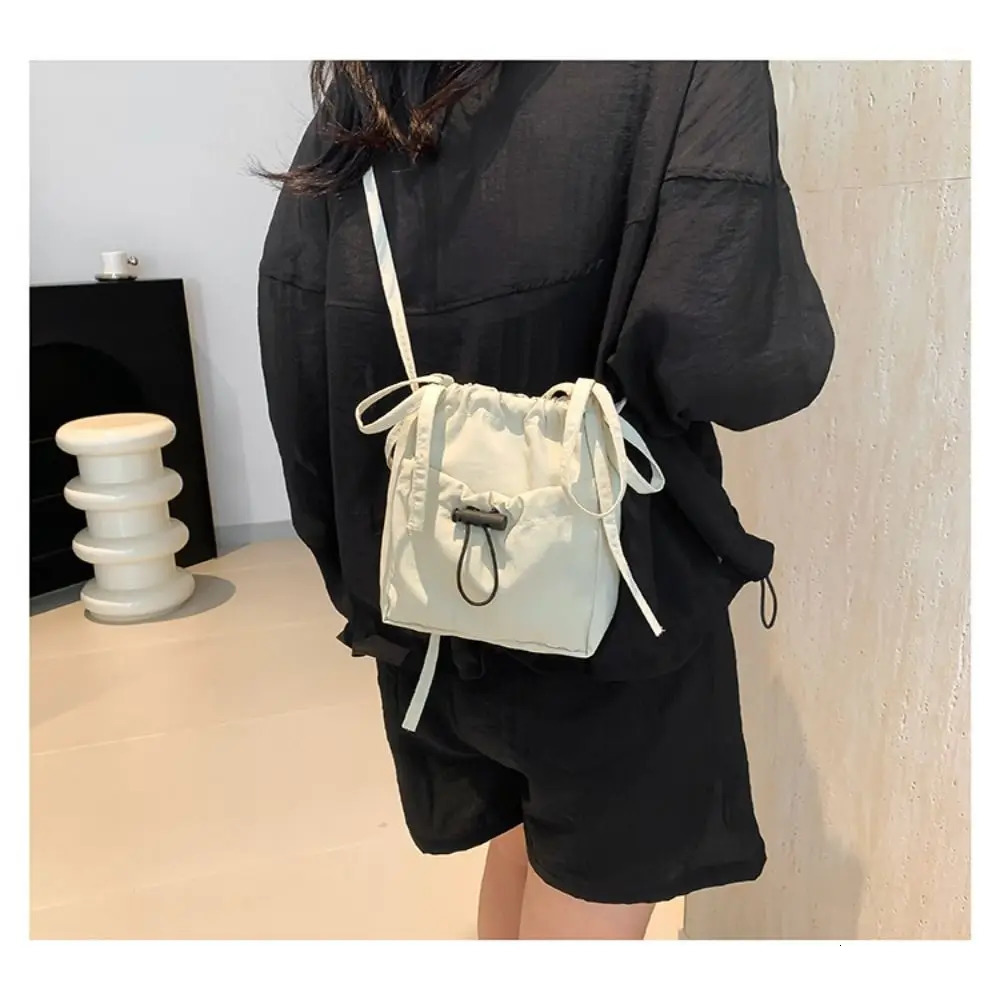 pull rod cross body bag fashionable casual shoulder bag casual lightweight large capacity handbag mobile wallet bag 250427