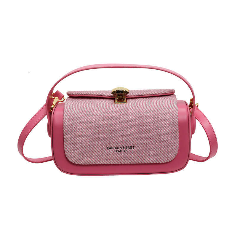 Design sense: high-end, light , retro box women's item, niche fashion handbag, single shoulder crossbody small square bag, 2025 temperament, vers
