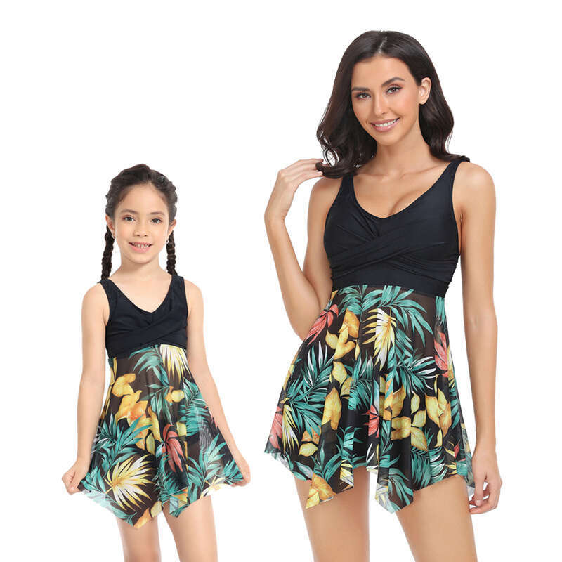 New European American parent-child swimsuits for slimming women, wholesale of hot spring sets, 2025 new style, chic and elegant clothing