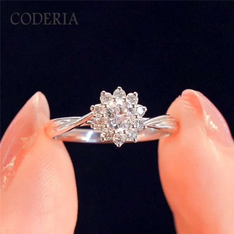 NEW Moissanite 0.5 CT Classic Six Claw Ring Womens 925 Sterling Silver Fashion Jewelry Pass Diamond Test Luxury Rings