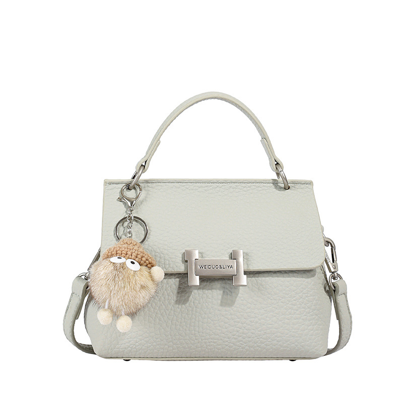Chic & Practical Light Luxury Tote - Sleek Single Strap Shoulder Bags Ideal for Business Professionals Designer bag