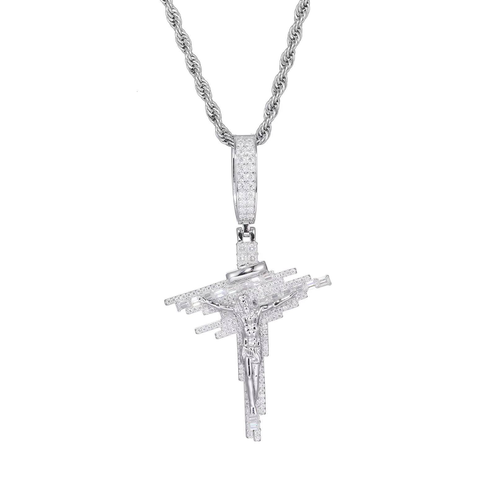 High Quality Other Jewelry 925 Sterling Silver Brilliant Cut VVS Moissanite Iced Crucifixion Jesus Cross Pendant Gold Rhodium