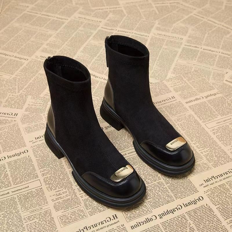 Designer Shoes 2025 Hot Retro Fashion Trend Martin Boots French Coarse Heel Versatile Short Boots for Women black