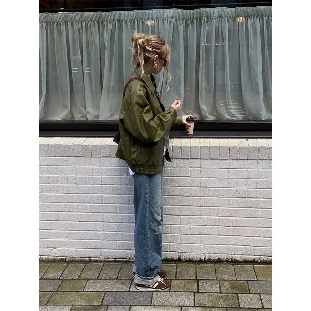 Zipper PU Leather Jacket Women Retro Green Long Sleeve Lapel Short Coat Female 2025 Fashion Spring Autumn High Street Outerwears