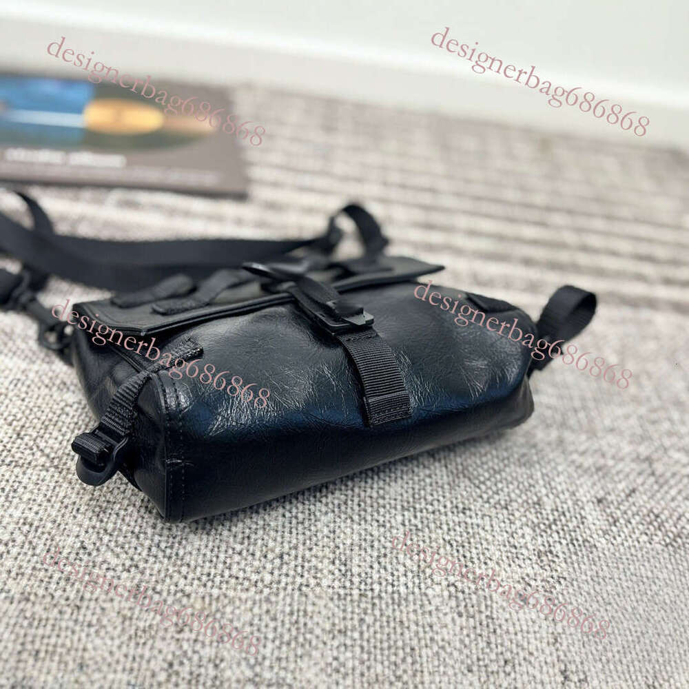 Designer Bag Paris Tactical Shopping Sports Casual Messenger Waterproof Nylon Fabric Unisex Crossbody Bag