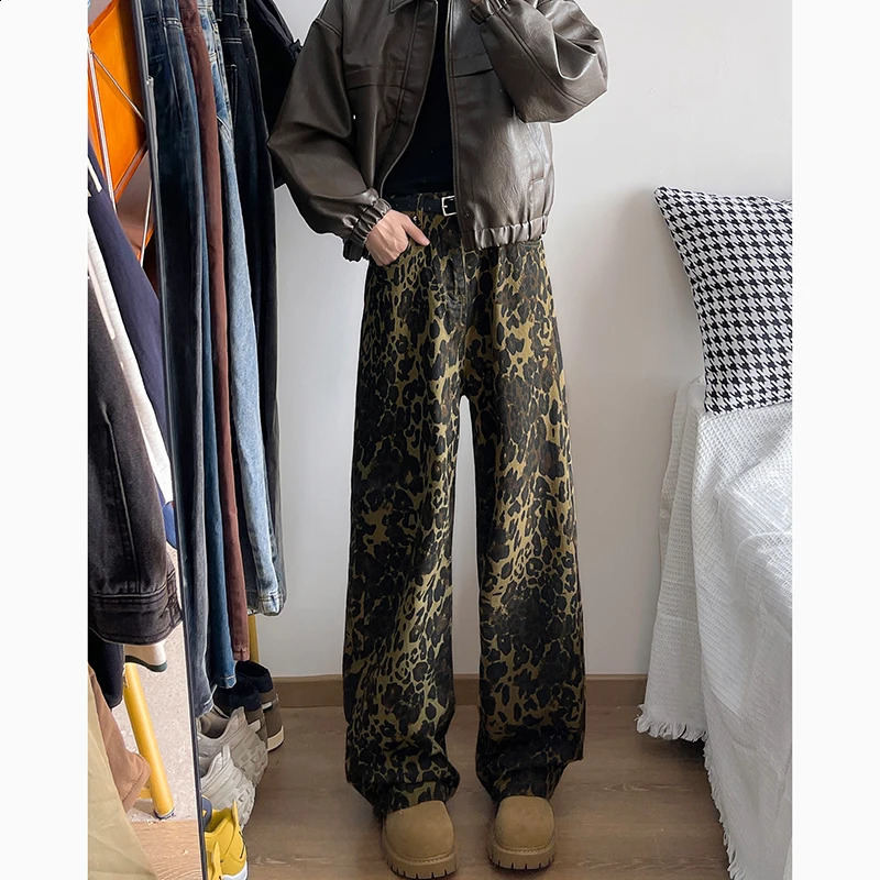 Fashion Leopard Print Jeans Button nTrousers Male Denim Straight Pants Casual Streetwear Hip Hop Harajuku Unisex 250120