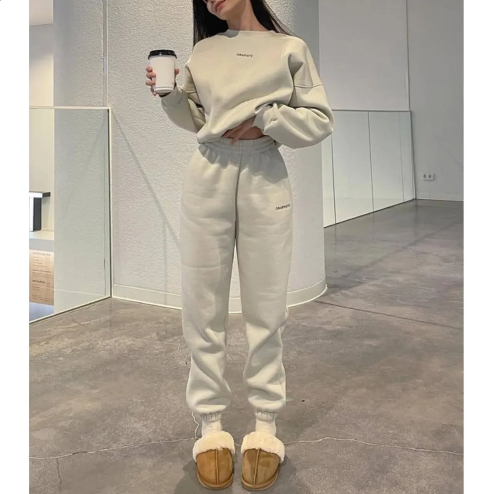 Autumn And Winter Casual Sports Suit Fashion Solid Color Simple Warm Pants Hoodie Female 2 Piece Set 2024 250113
