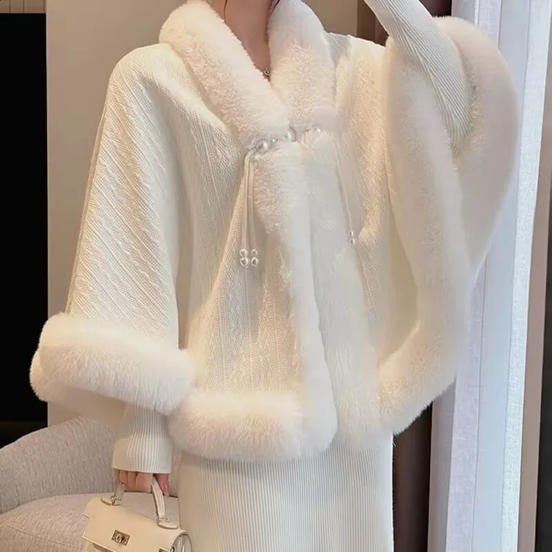 Cloak Poncho Capes Chinese Style Qipao Shawl With Thickened Autumn Winter Fur Plush Women Cape Lady Coat White 250121