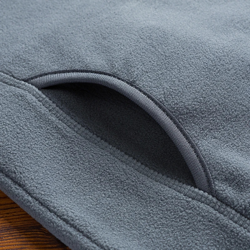 Man Fleece Tactical Softshell Jacket outwear Windbreaker Thermal Sporting male Tourism Mountain coats men Army jackets 250117