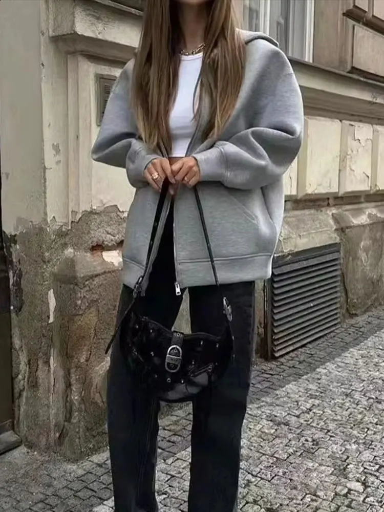 TRAFZA Autumn Women Gray Jacket With Hood Long Sleeve Big Pocket Zipper Coat Woman Loose Casual Outerwear Tops 250113
