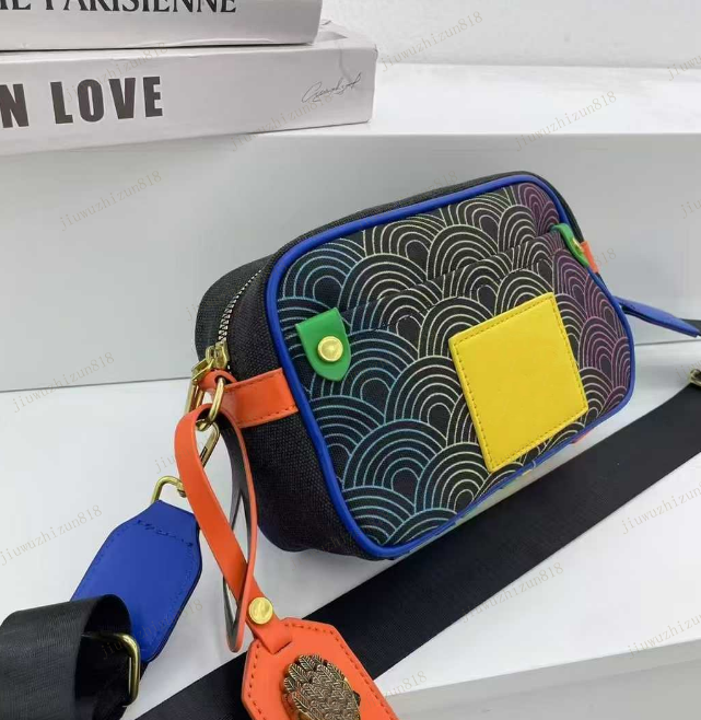 London Kensington Soft Leather Handbags s Chains Shoulder Bag Big Cross Body Purse Fashion Circular Wallet square shoulder kurtlies giegerly bag